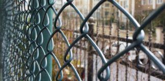 הכל על גדרות רשת מרותכת ורשתות אוסטרליות