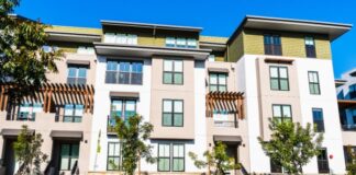 מדריך למציאת מתווך דירות מומלץ באזור המרכז