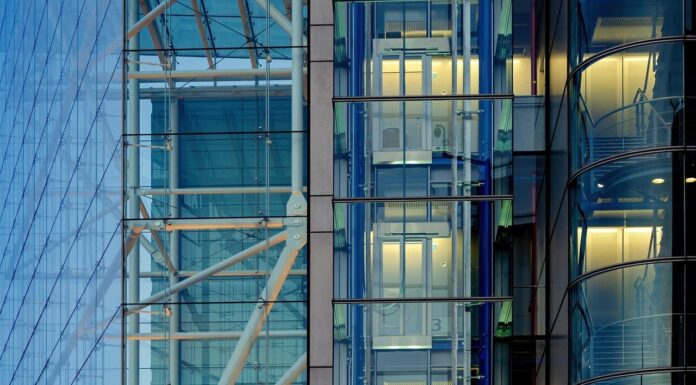 הכל על ביטוח ושדרוג מעליות: מה חשוב לדעת?